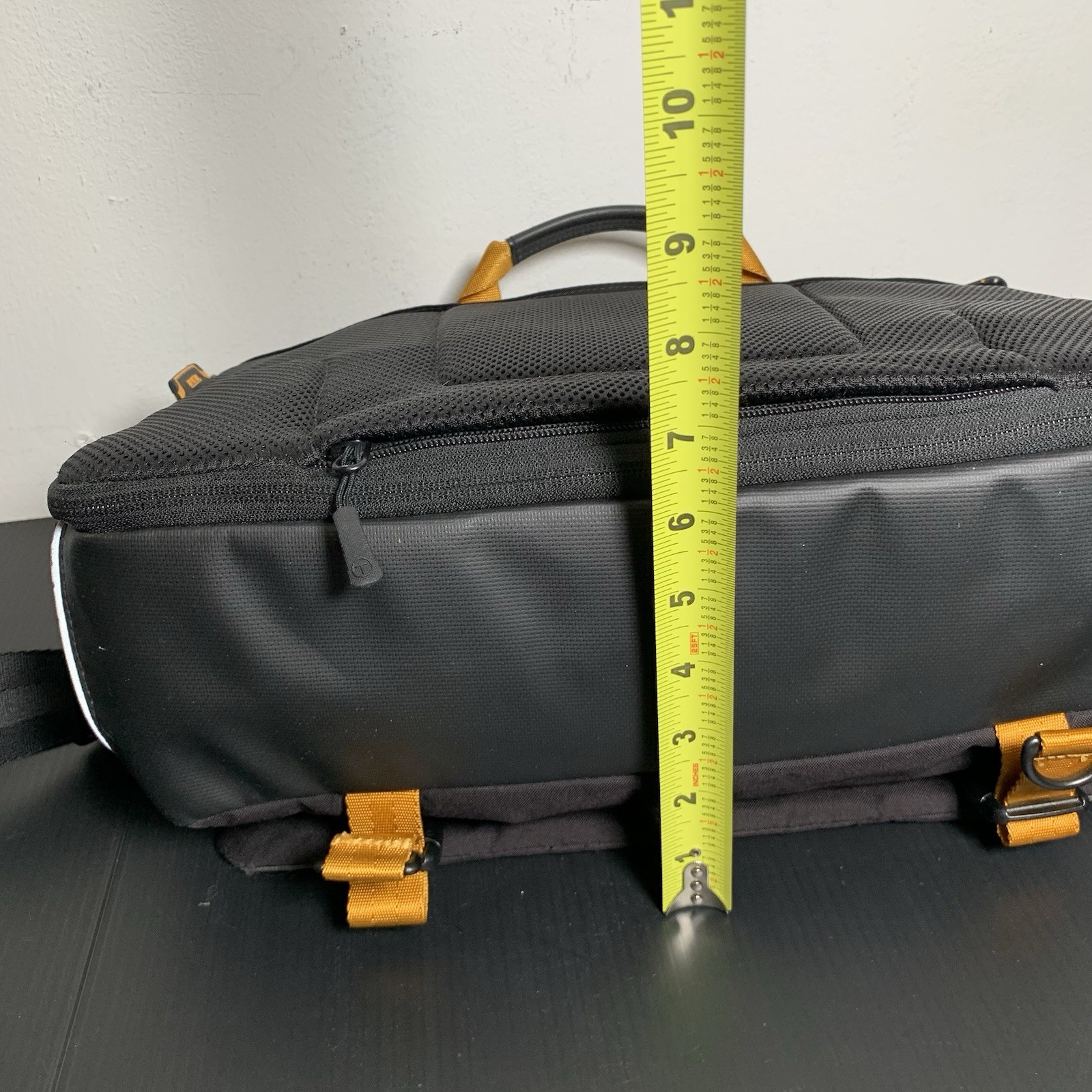 TUMI – T-tech Crossbody Messenger Bag – Model No. 57212GT