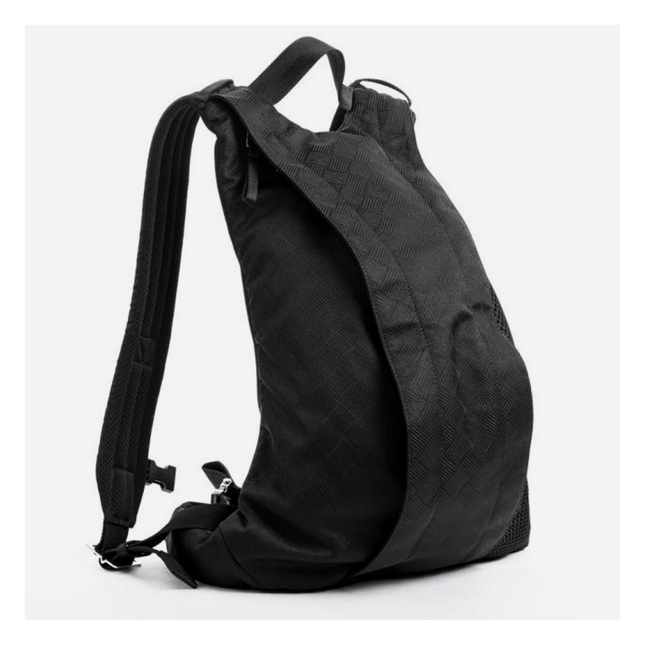 (NO CUSTOMS TAX) BOTTEGA VENETA Rider black intreciato pattern nylon backpack