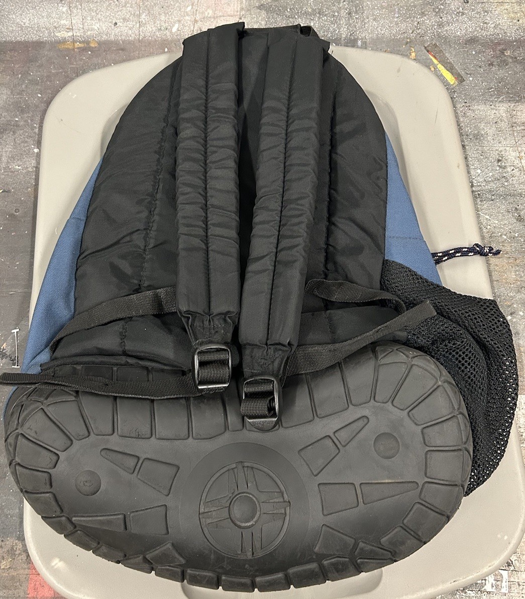 JanSport Rubber Tire Bottom School Backpack Heavy Duty Blue Vintage 90s Retro