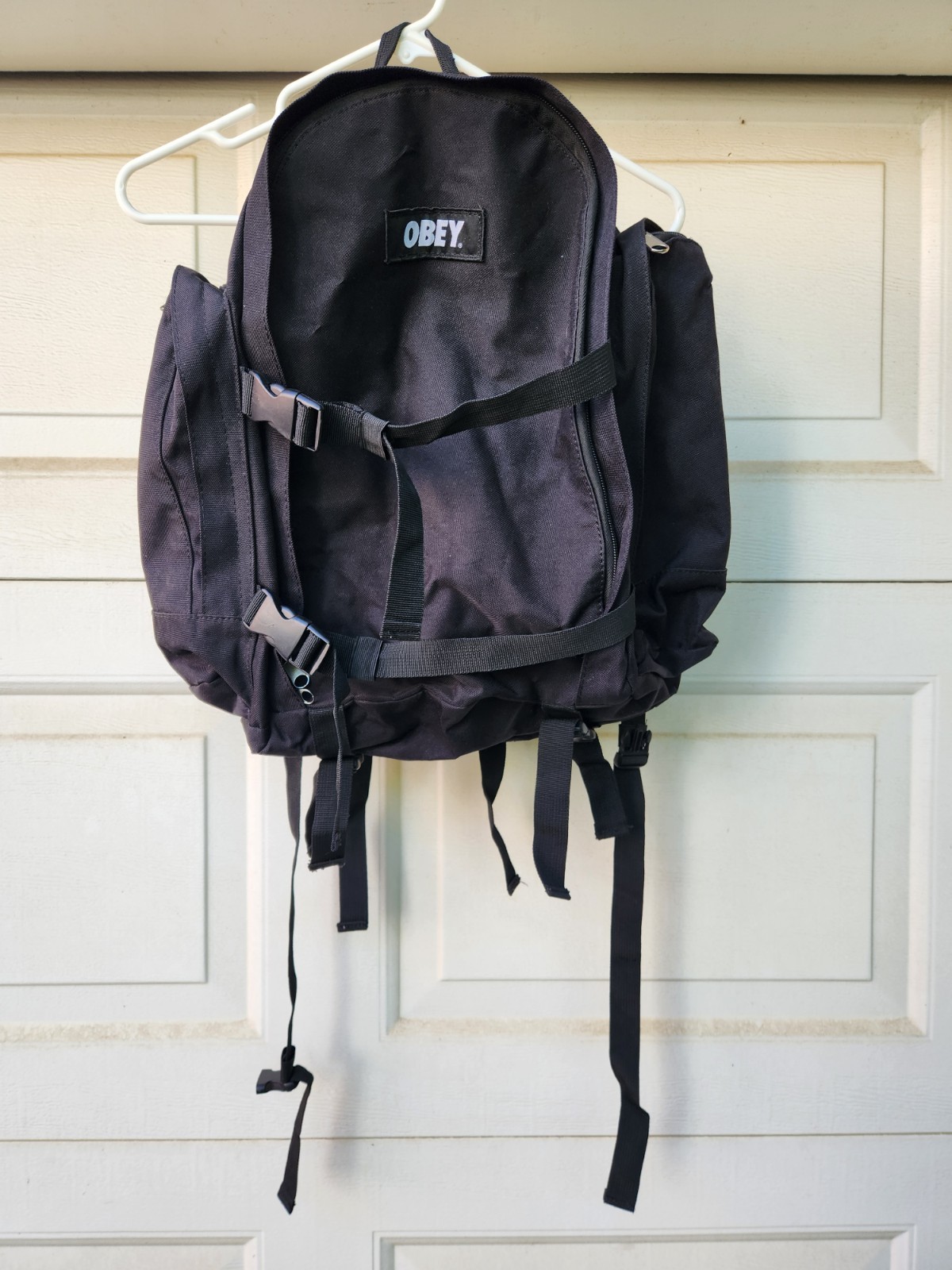 Obey Skateboard Black Backpack Skater Zippered Pockets