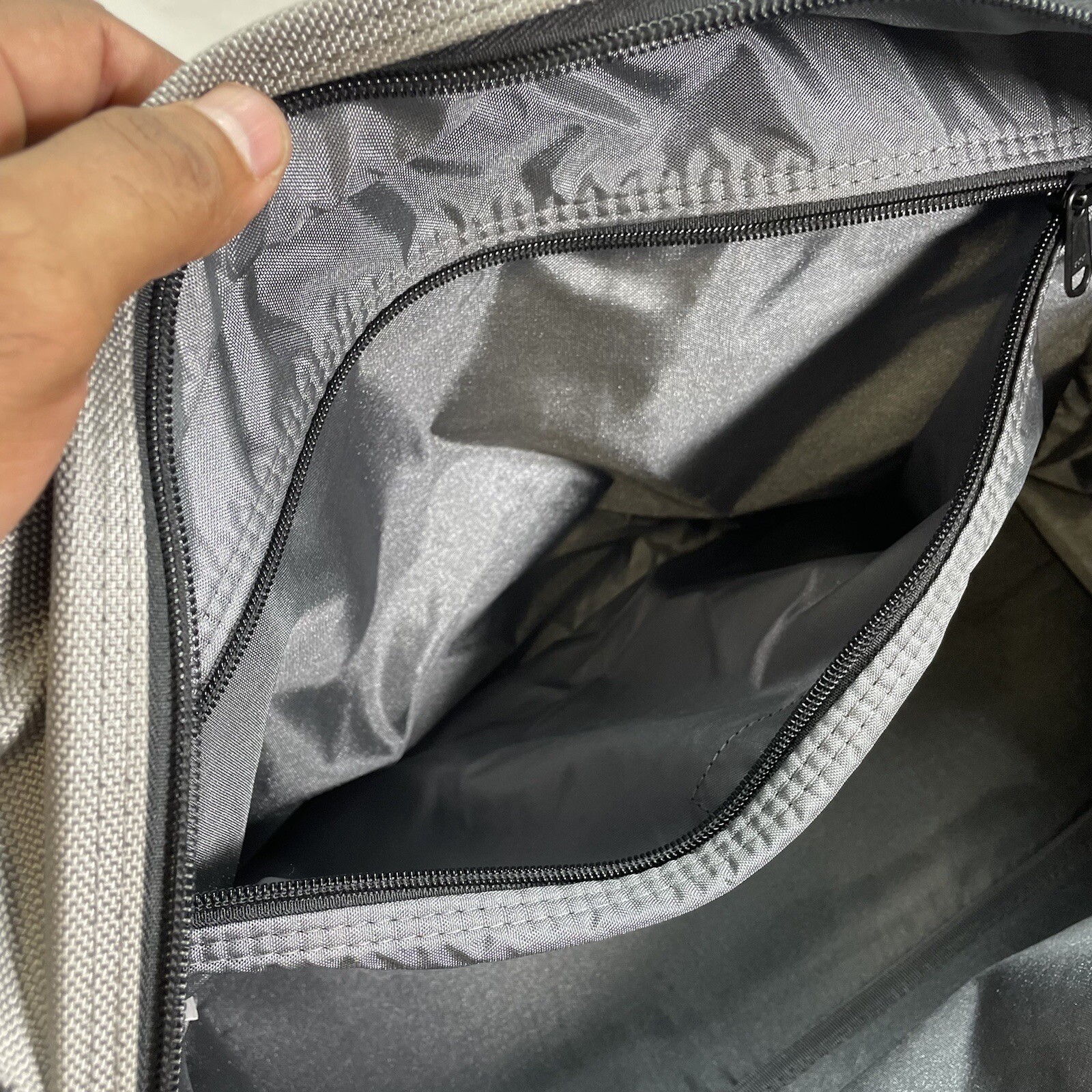 Victorinox Gray Canvas Messenger Briefcase Shoulder Bag- Missing Strap