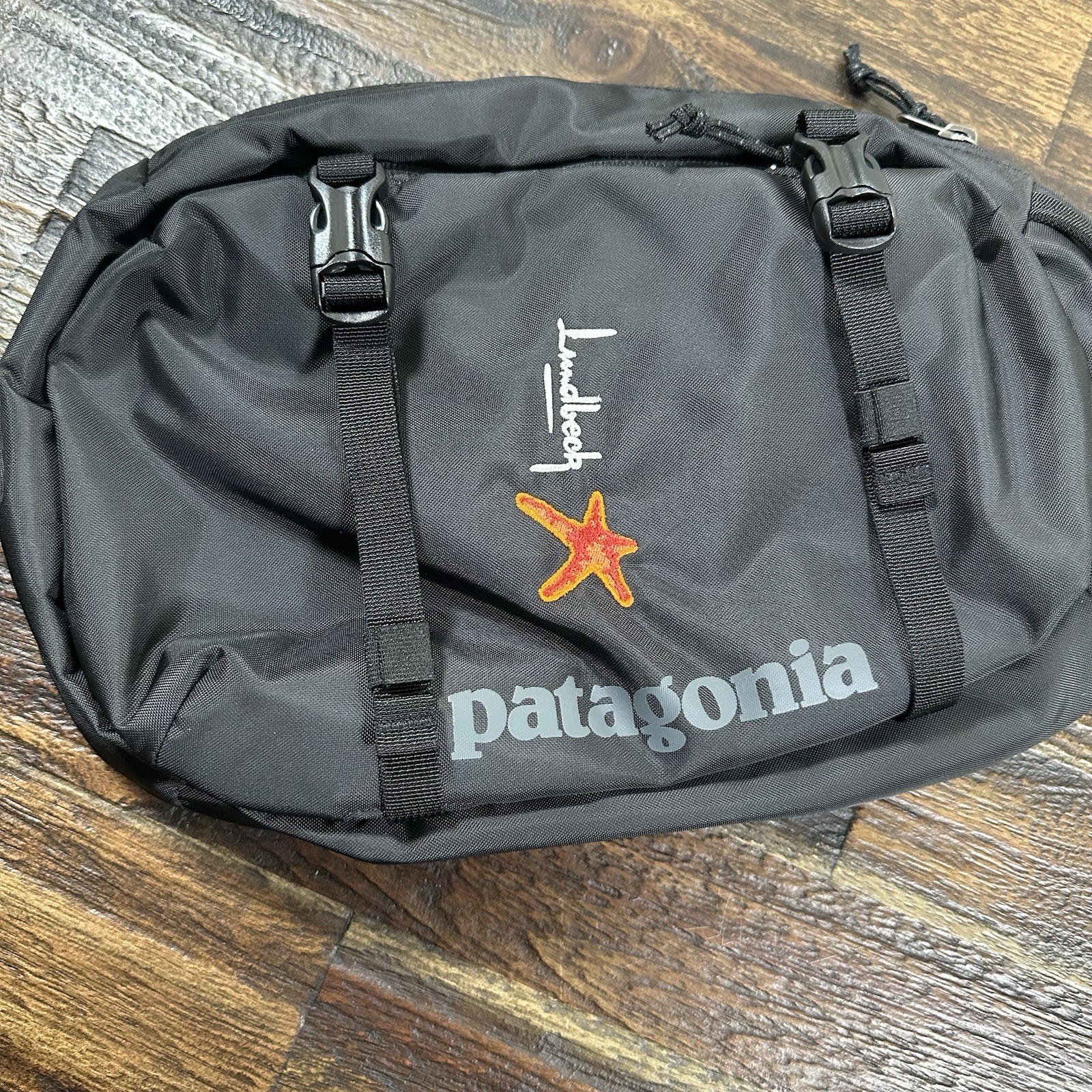 NWOT Patagonia 8L Atom Sling Daypack Hiking Camping Fishing Travel Black