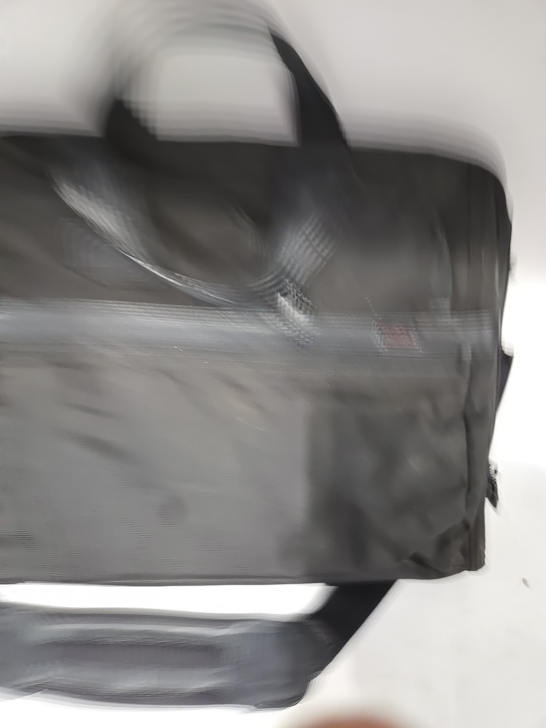 TUMI Alpha 2 Black Nylon Compact Large Screen Laptop Briefcase Bag 26114D2