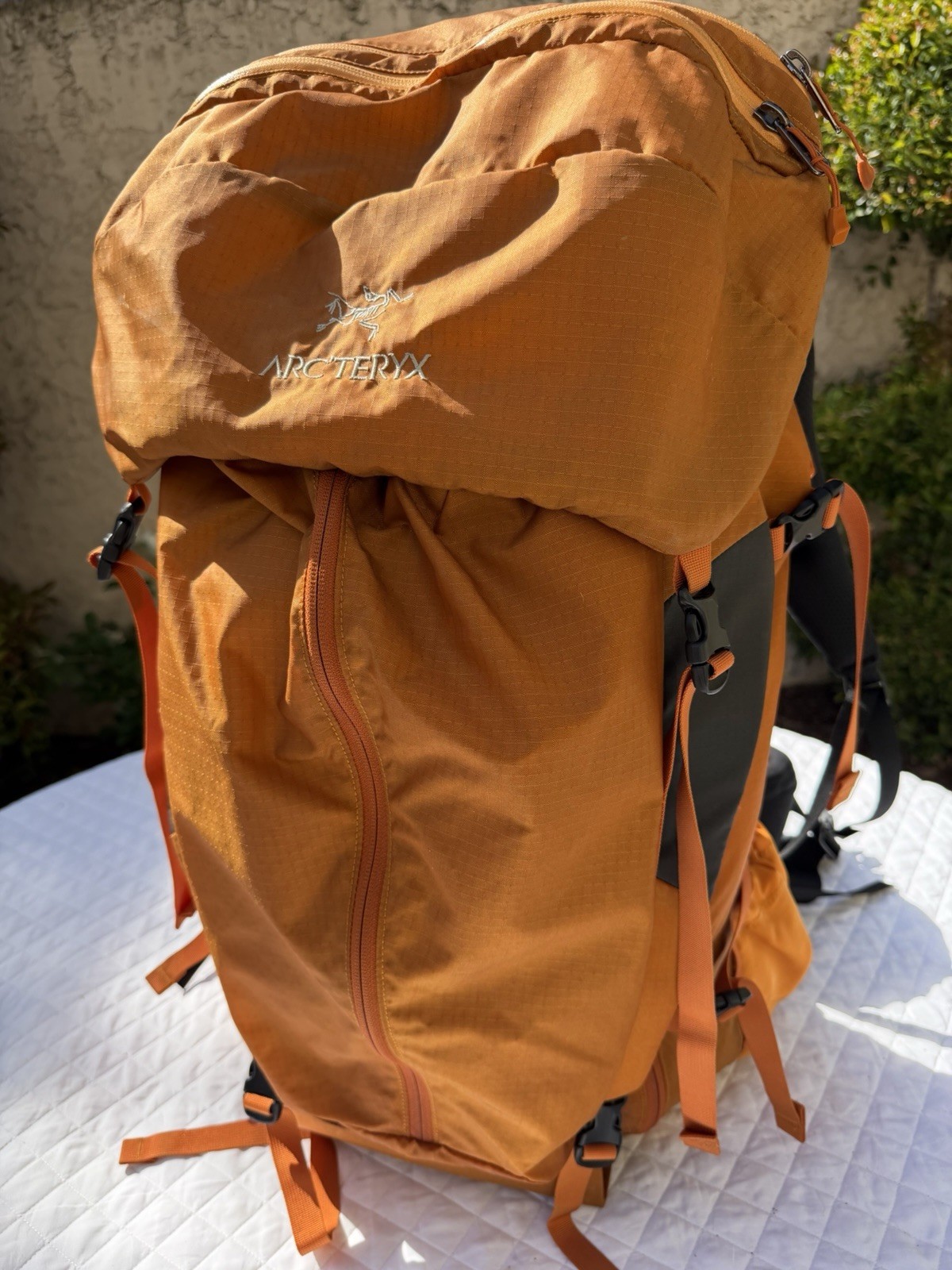Arc’teryx Altra 65 Internal Frame Orange Ripstop Nylon 25” Backpack Rucksack Bag