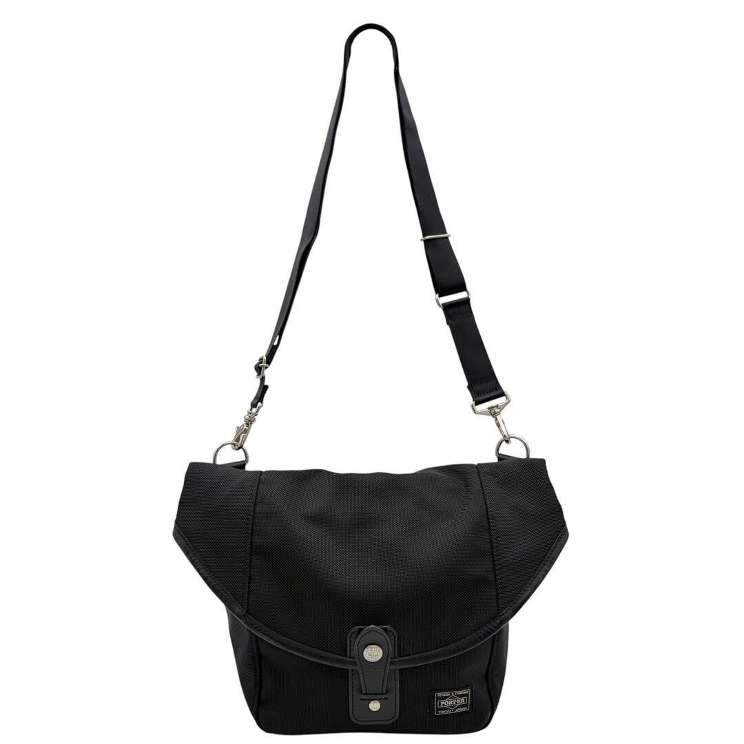 PORTER Black Leather Handbag Shoulder Bag Yoshida Kaban Japan Men Snap Closure