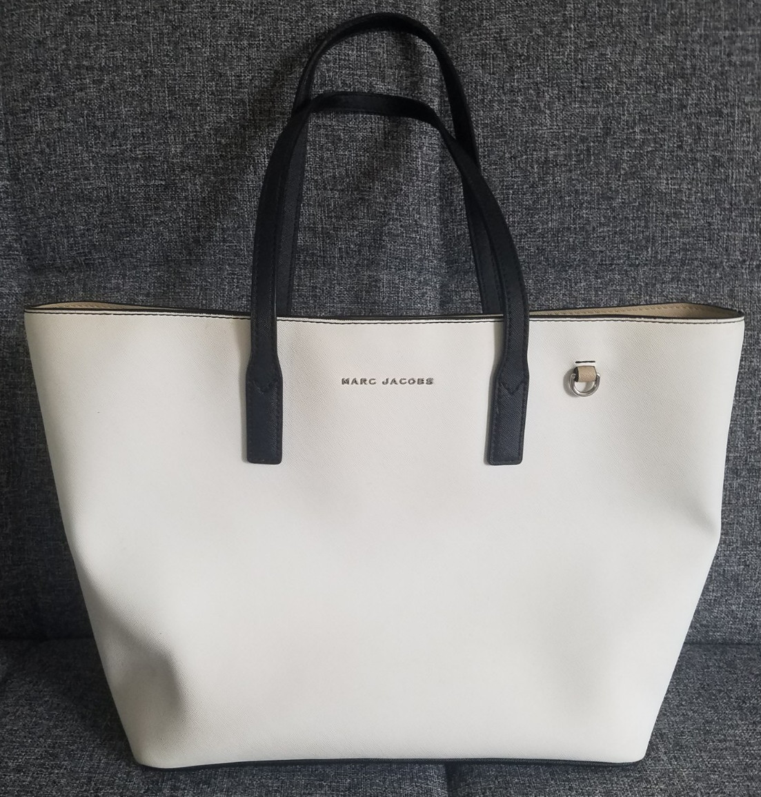 Marc Jacobs White Beige Black Leather Tote Double Handles Snap Top Shoulder Bag