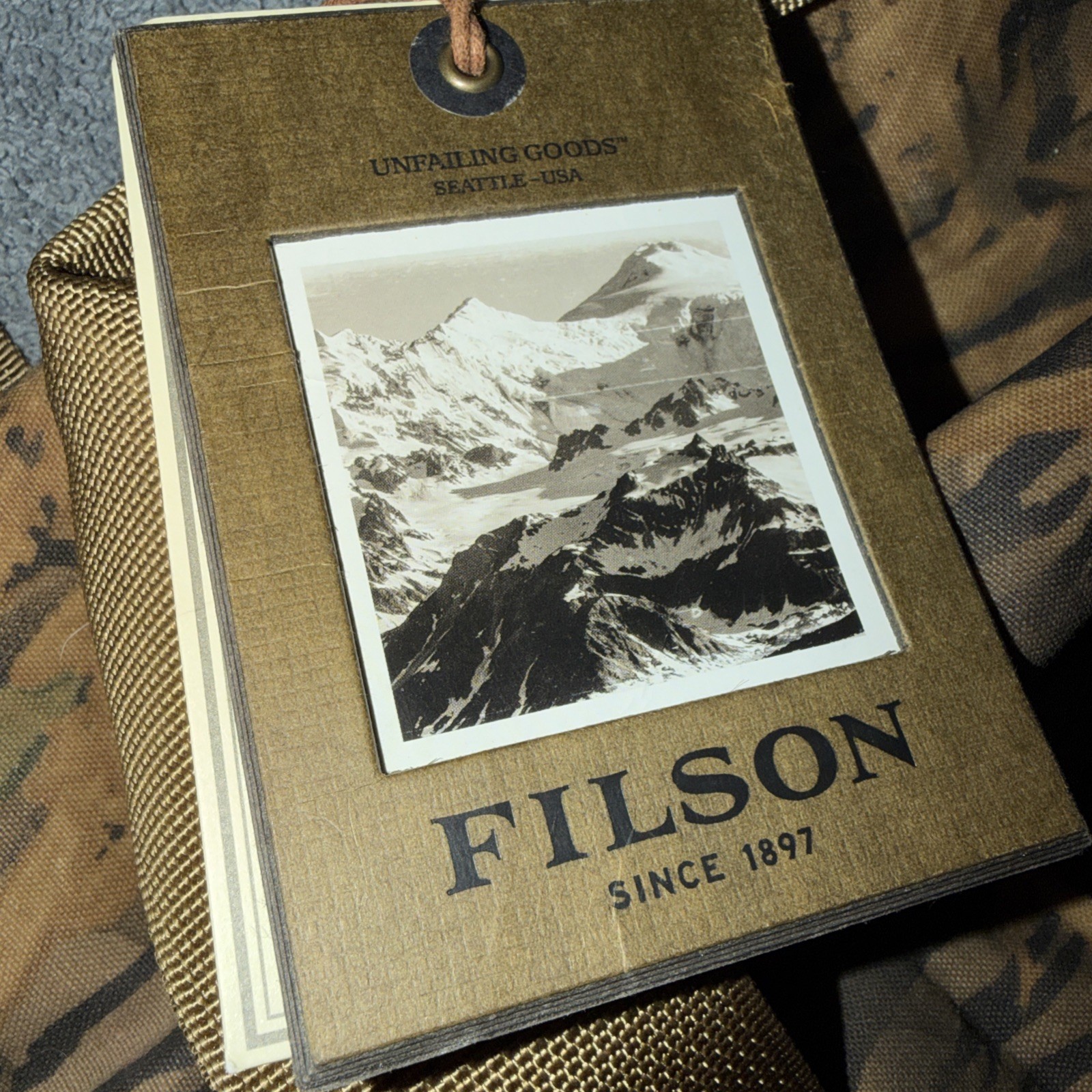 ⁠Filson Ducks Unlimited Small Field Duffle Bag NWT Mossy Oak Shadow Grass Camo⁠