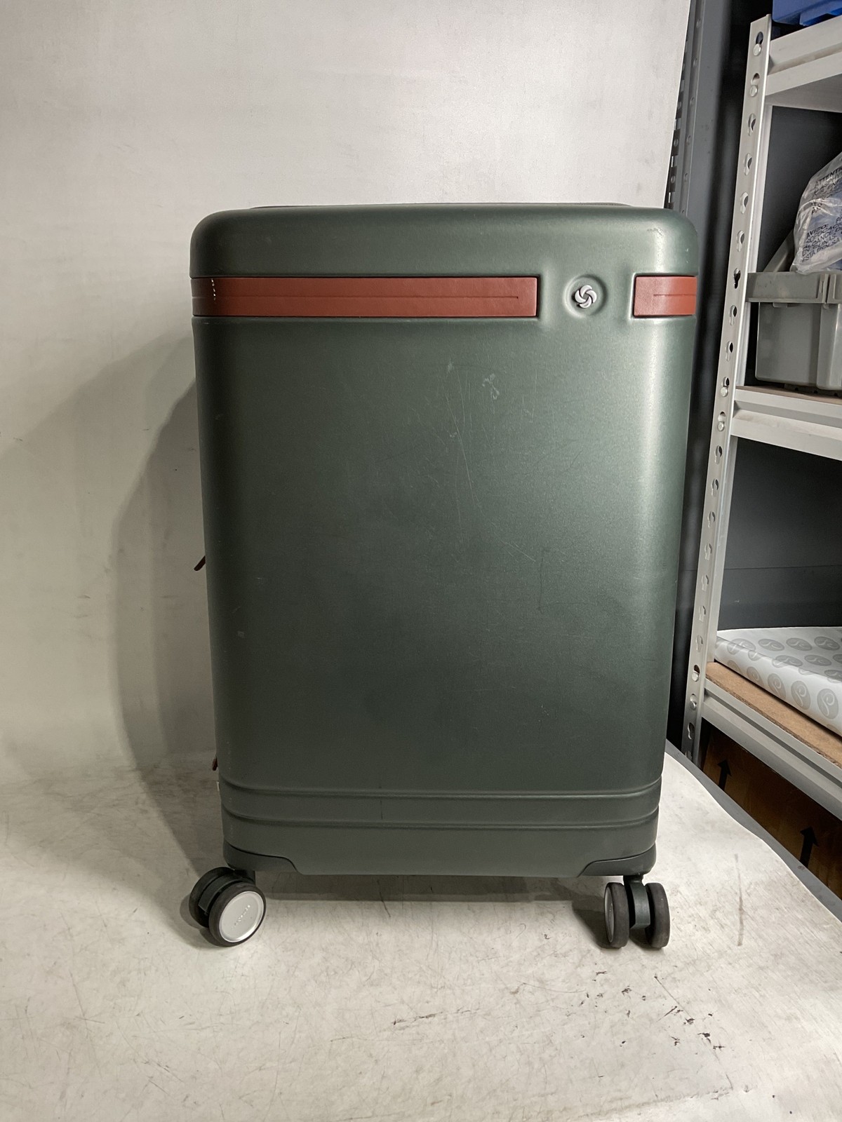 Samsonite Virtuosa Hardside Expandable Luggage with Spinner Wheels 21 Inch U7
