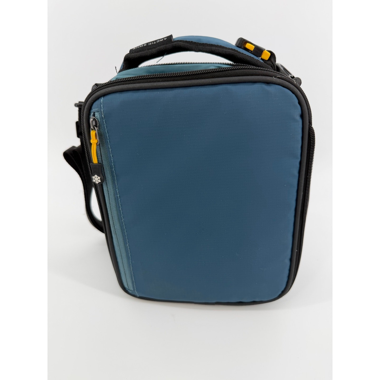 Titan by Arctic Zone Deep Freeze Expandable Lunch Bag