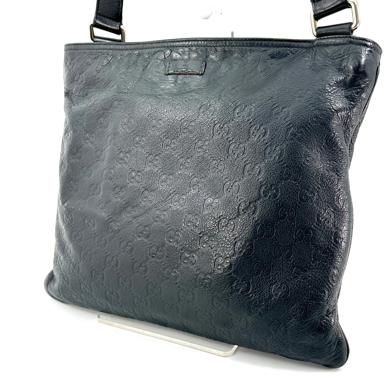 GUCCI Guccissima Messenger Bag Shoulder Bag GG Leather Black Authentic