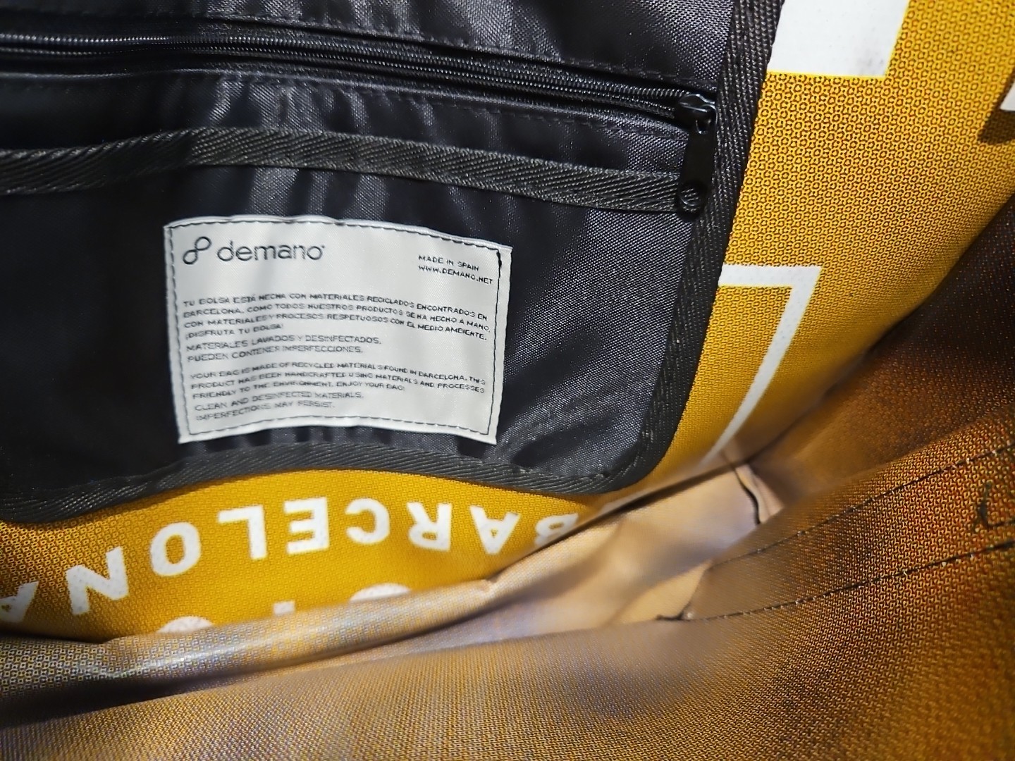 DEMANO upcycled Eco-Friendly Messenger bag With Strap Made in Spain! EUC unisex