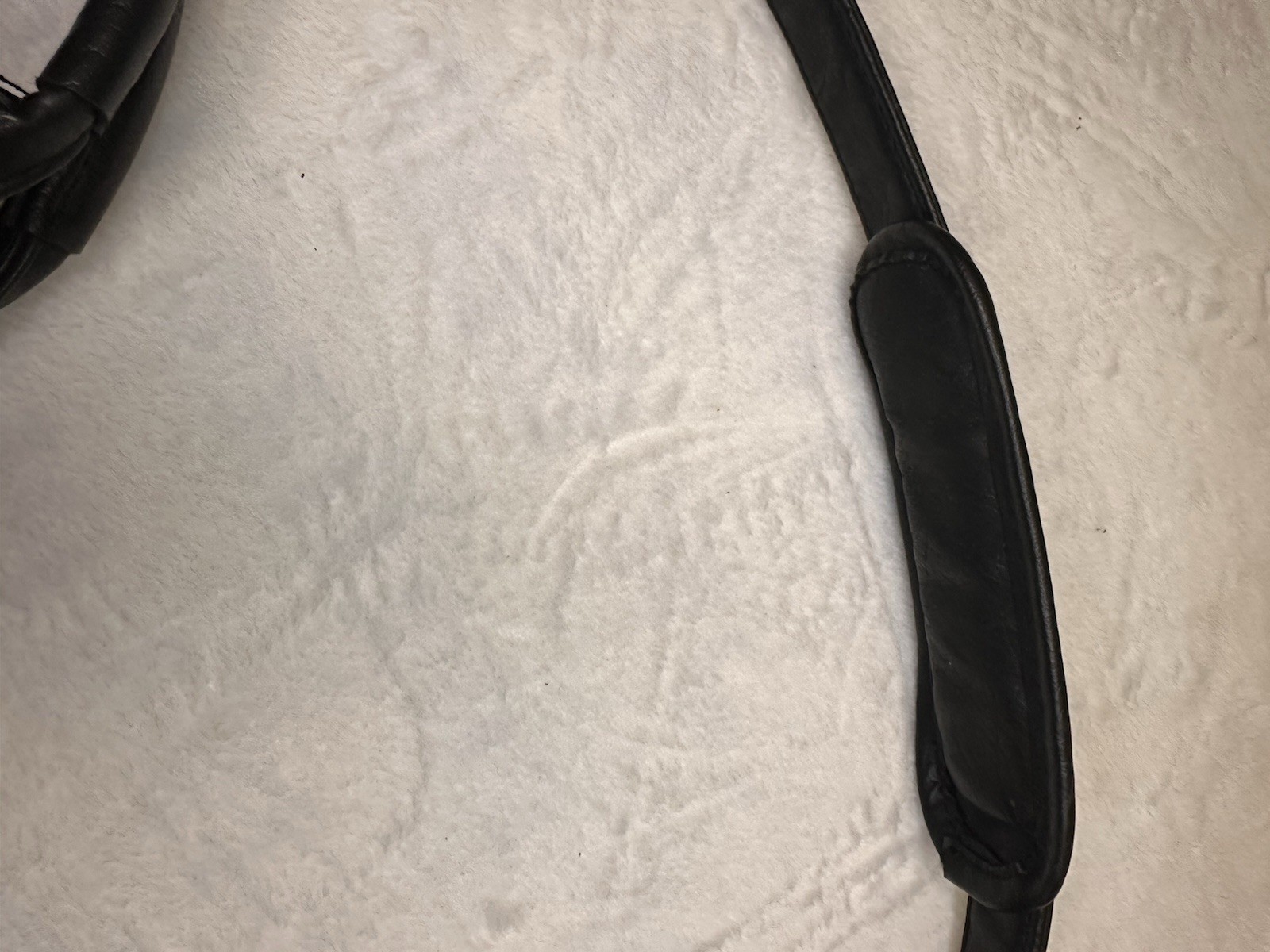 UIT Black Men’s Briefcase Shoulder Strap Zip/Button Inner/Outer Pockets