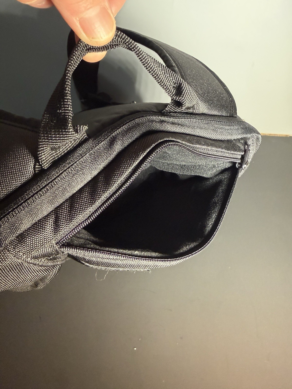 OAKLEY backpack Crestible Enduro 25L Bag Laptop Pocket black NEW With Tags