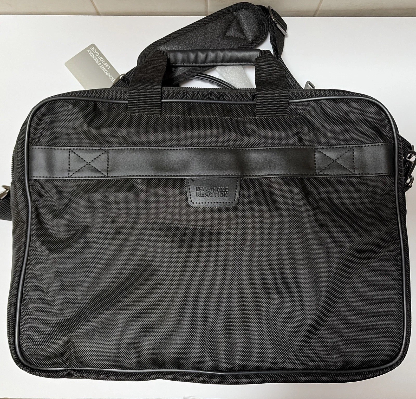 Kenneth Cole Reaction R-Tech Black Laptop Brief Case 17.3″ BRAND NEW w/ TAGS
