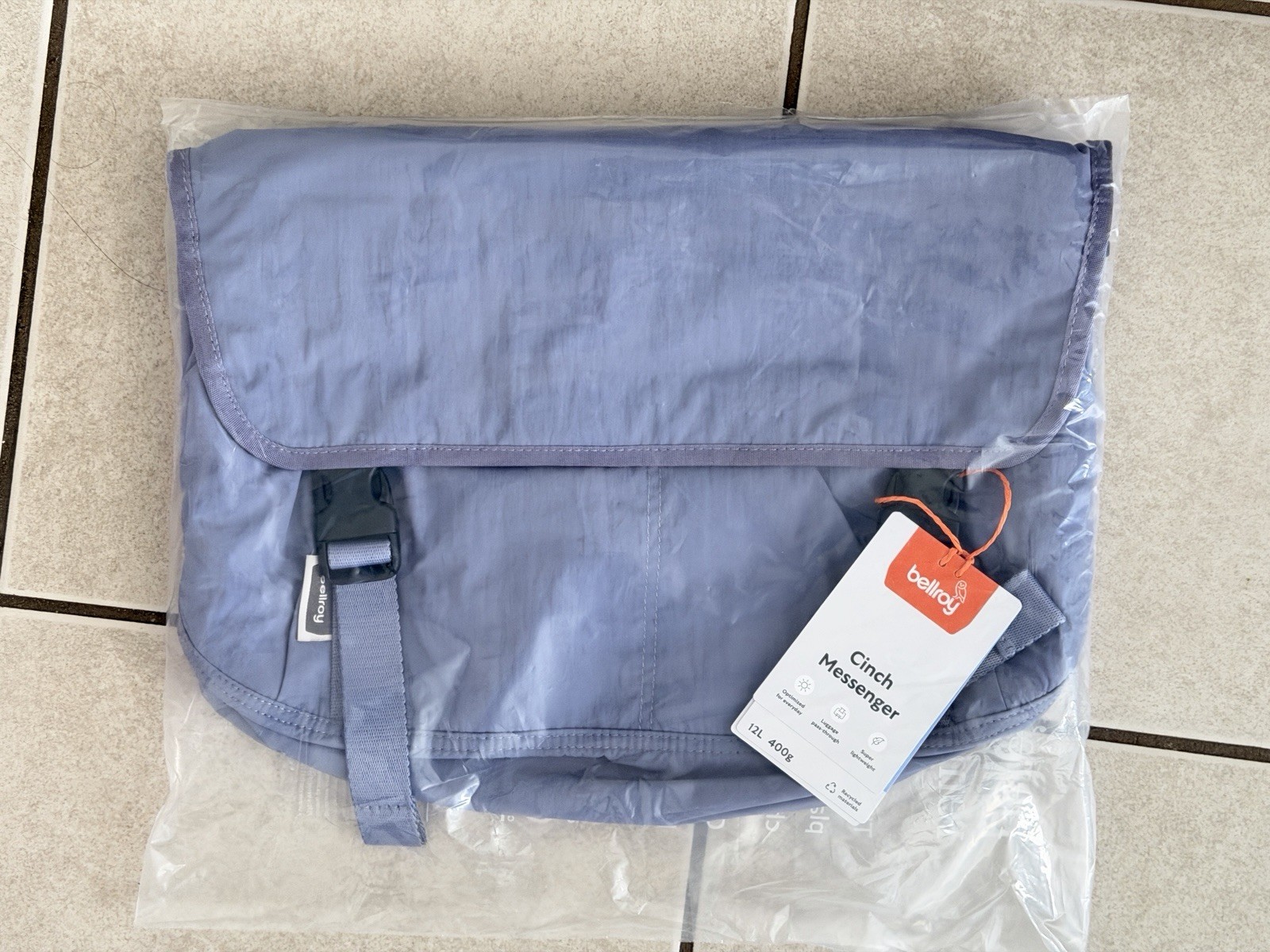 Bellroy Lilac Haze Cinch Messenger 12L – With Extras