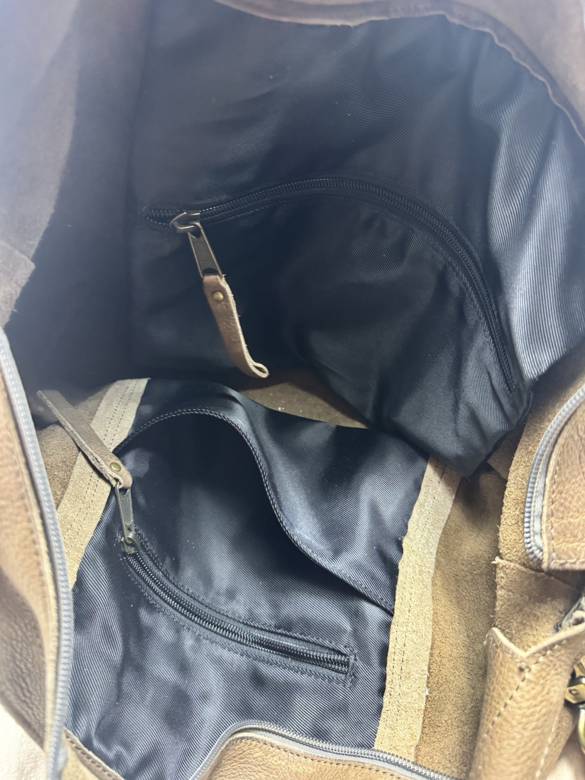 Duluth Trading Co Leather Duffel Bag Brown Large Travel Carry On Weekend Tote