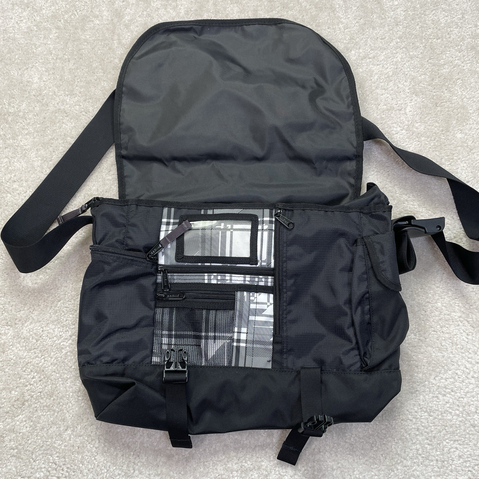 NWT L.L. BEAN Messenger Bag Shoulder Medium Strap Push Lock Logo Black Print