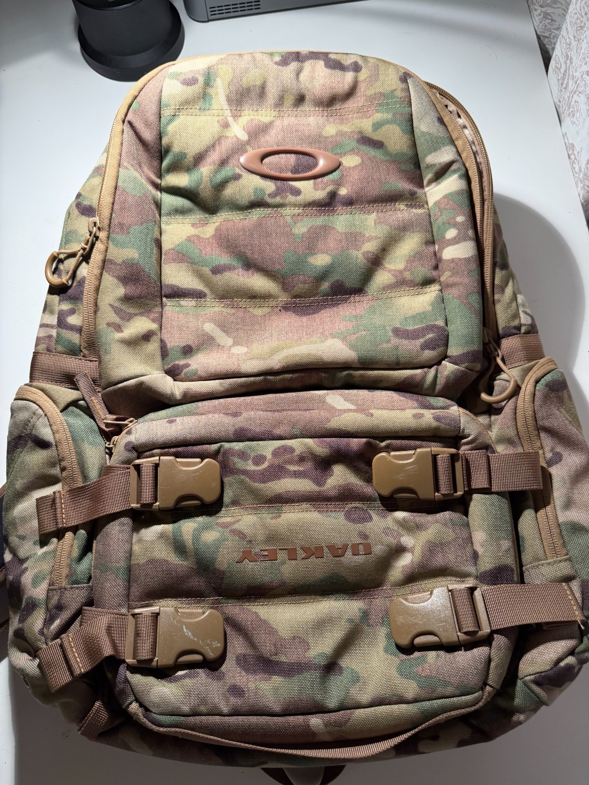 Oakley Chamber Range Multicam Backpack
