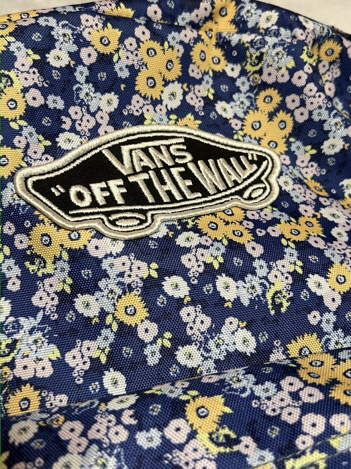 VANS Floral Backpack Blue/Yellow White Pattern Zip Closure Inner/Outer Pockets