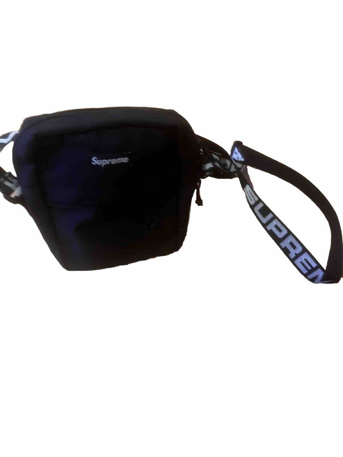 Supreme SS18 Shoulder Bag – Black