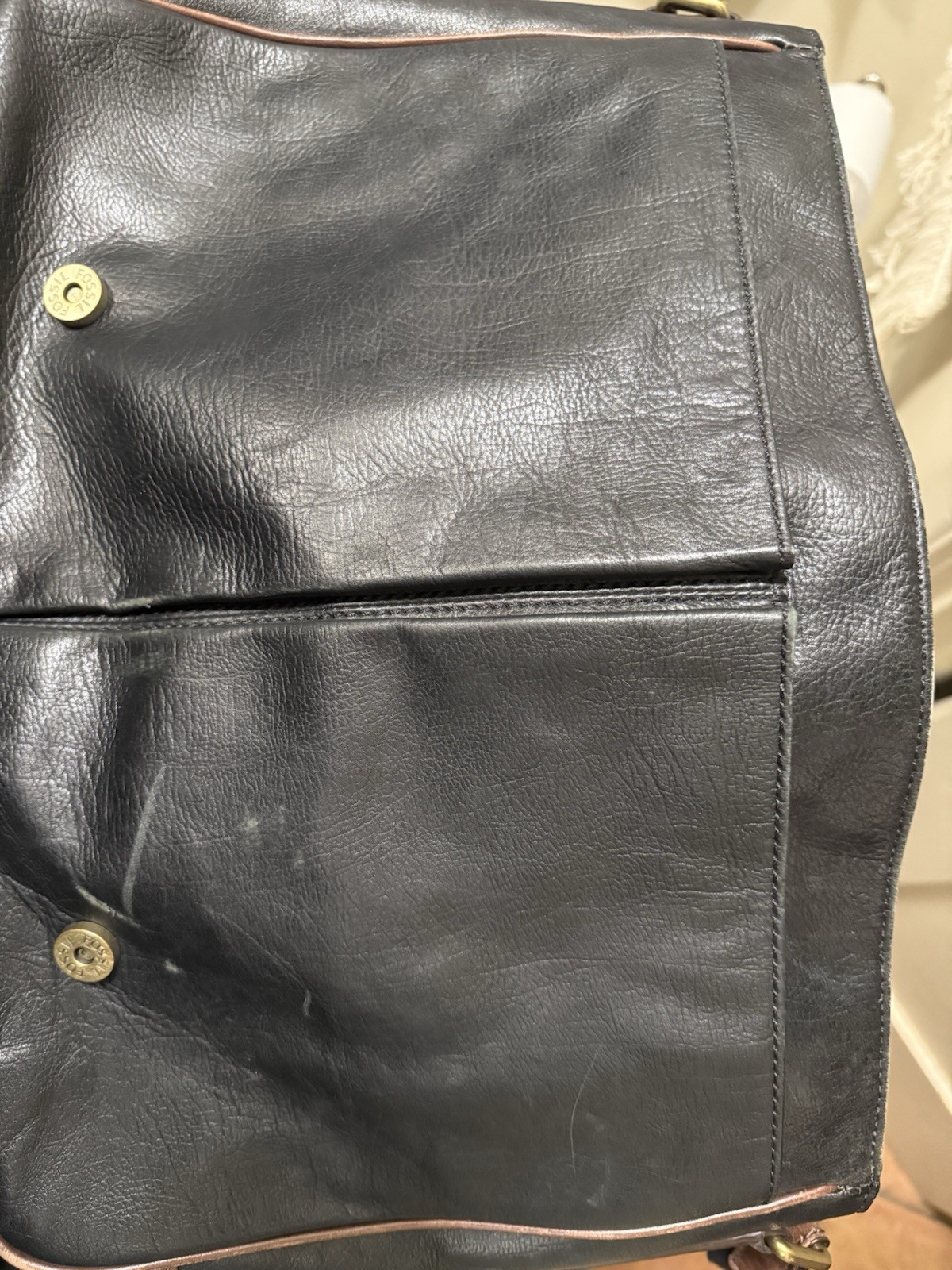 Fossil Men’s Messenger Bag Black Brown Buckle Magnetic Inner Outer Pockets