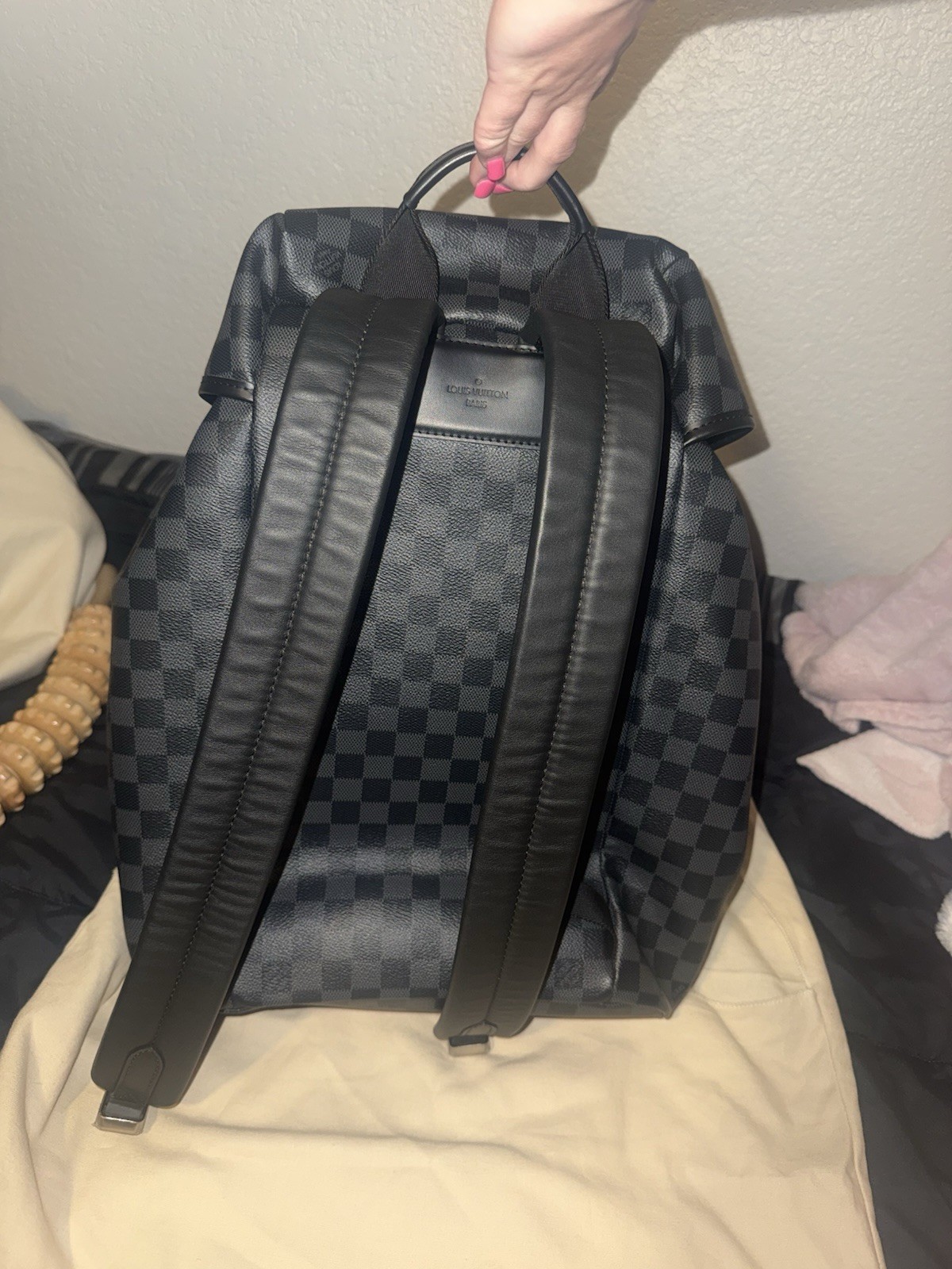 Louis Vuitton Damier Graphite Checkered Black/Gray Men’s Large Backpack