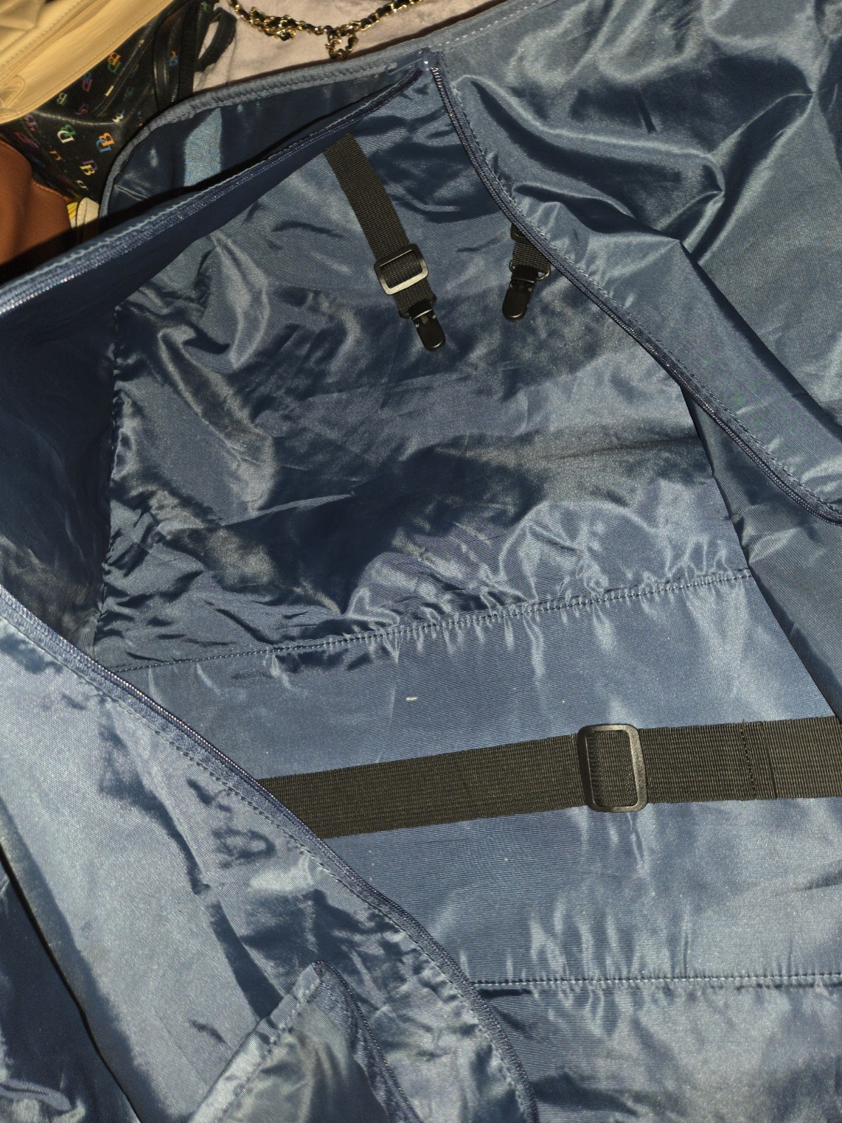 Halfday Travel Duffel Garment Bag – NEW UNOPENED – Normal Retail $98 –