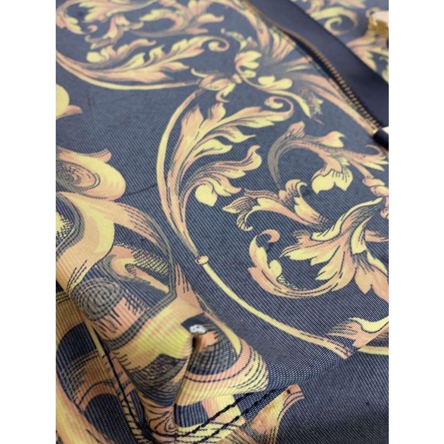 Gianni Versace Floral Pattern