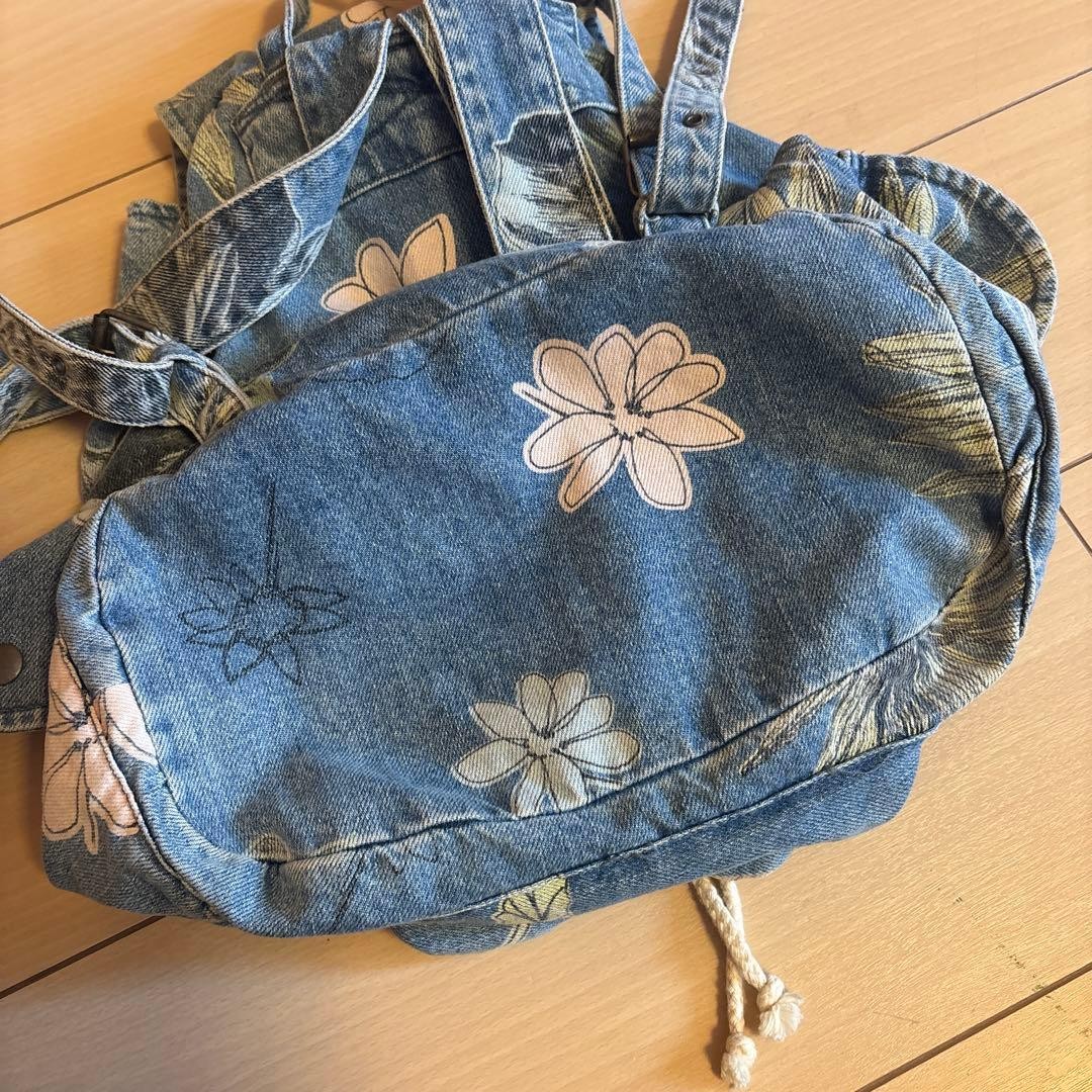TOP Denim Floral Pattern