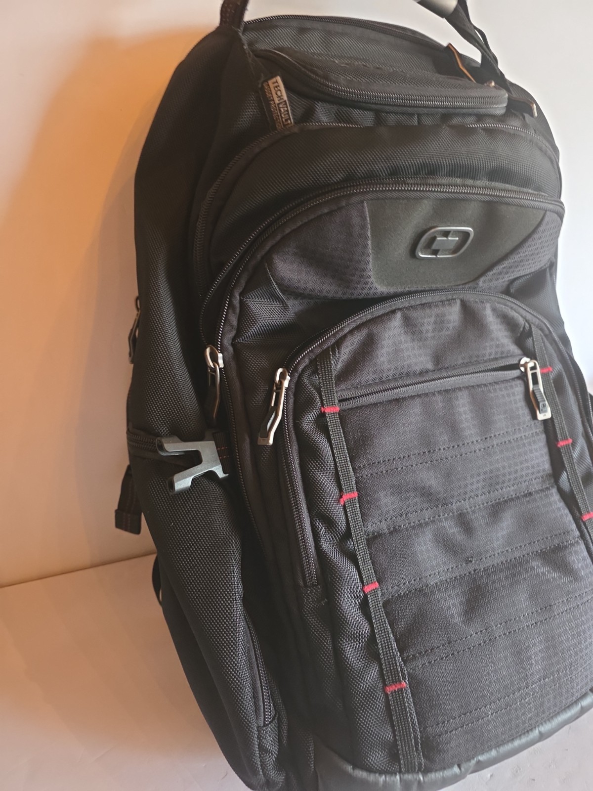 OGIO Prospect Tech Vault Cary On LPS Airflow Laptop Bag Travel Backpack Black