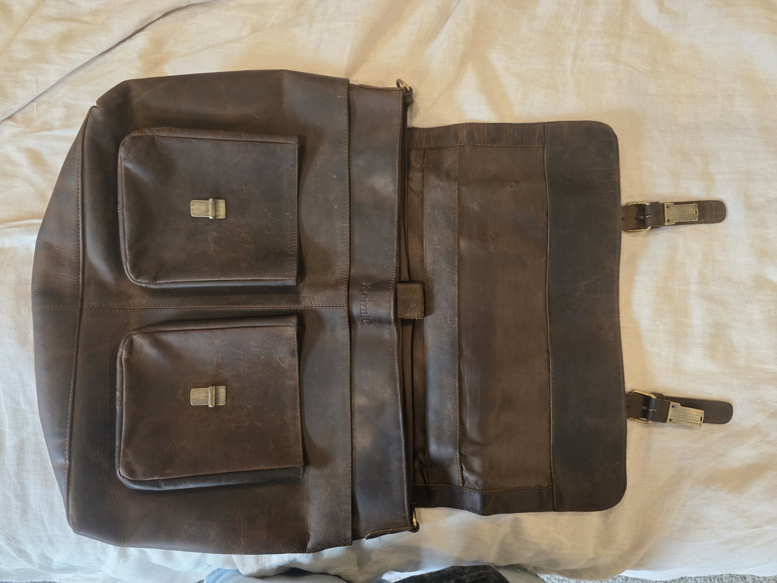 KomalC Distressed Buffalo Leather Briefcase Laptop Messenger Bag Satchel Brown