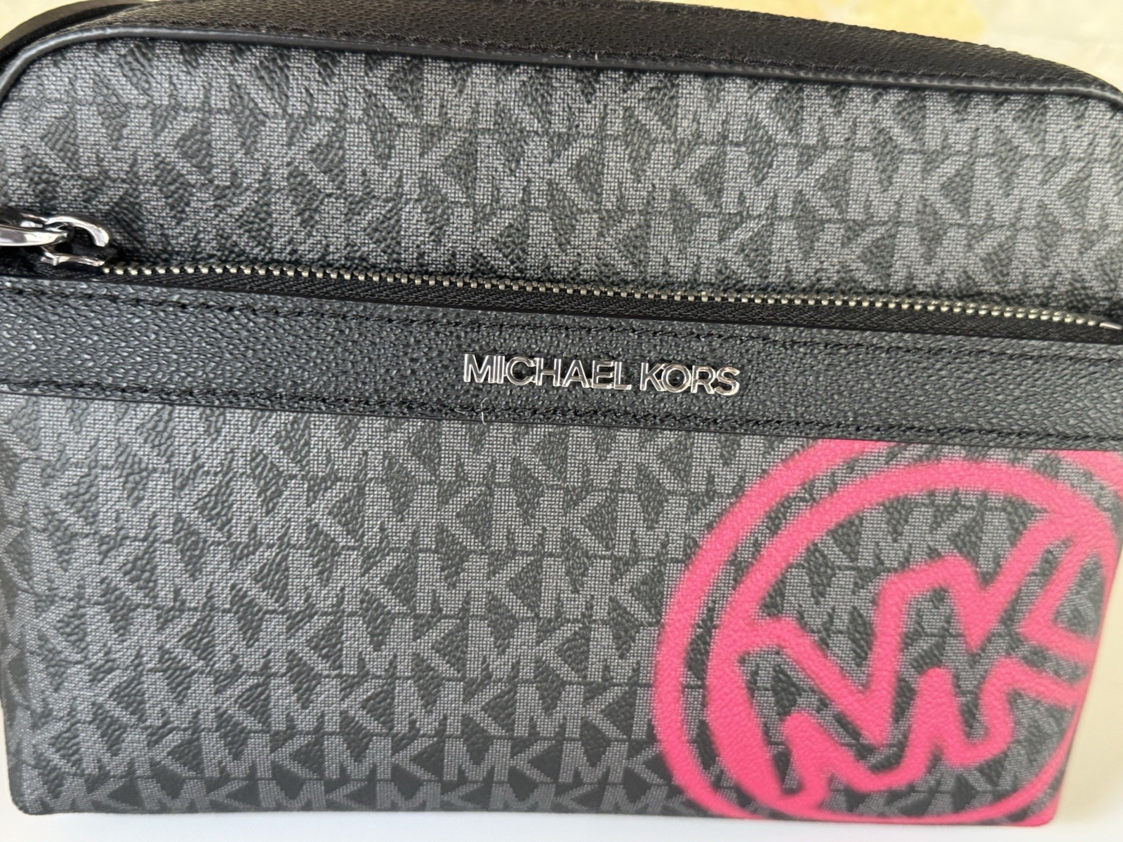 Michael Kors Cooper Utility Crossbody Flight Bag MK Black/Dark Raspberry