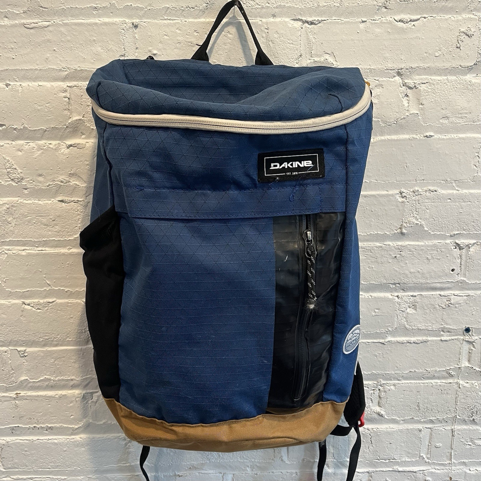 Dakine Concourse Scout 28L Laptop Backpack Blue Ripstop Side Access
