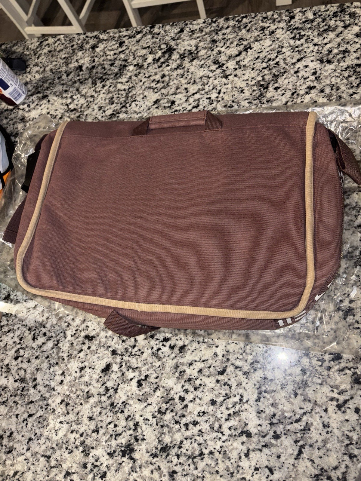 ThinkGeek Solutions Journey Messenger Bag Brown Hook & Loop Men Video Game