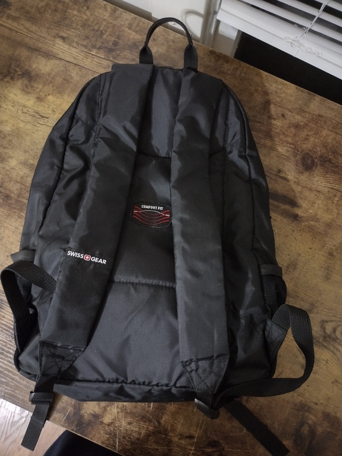 Swiss Gear Black Zip Close Side Mesh Pockets Padded Backpack