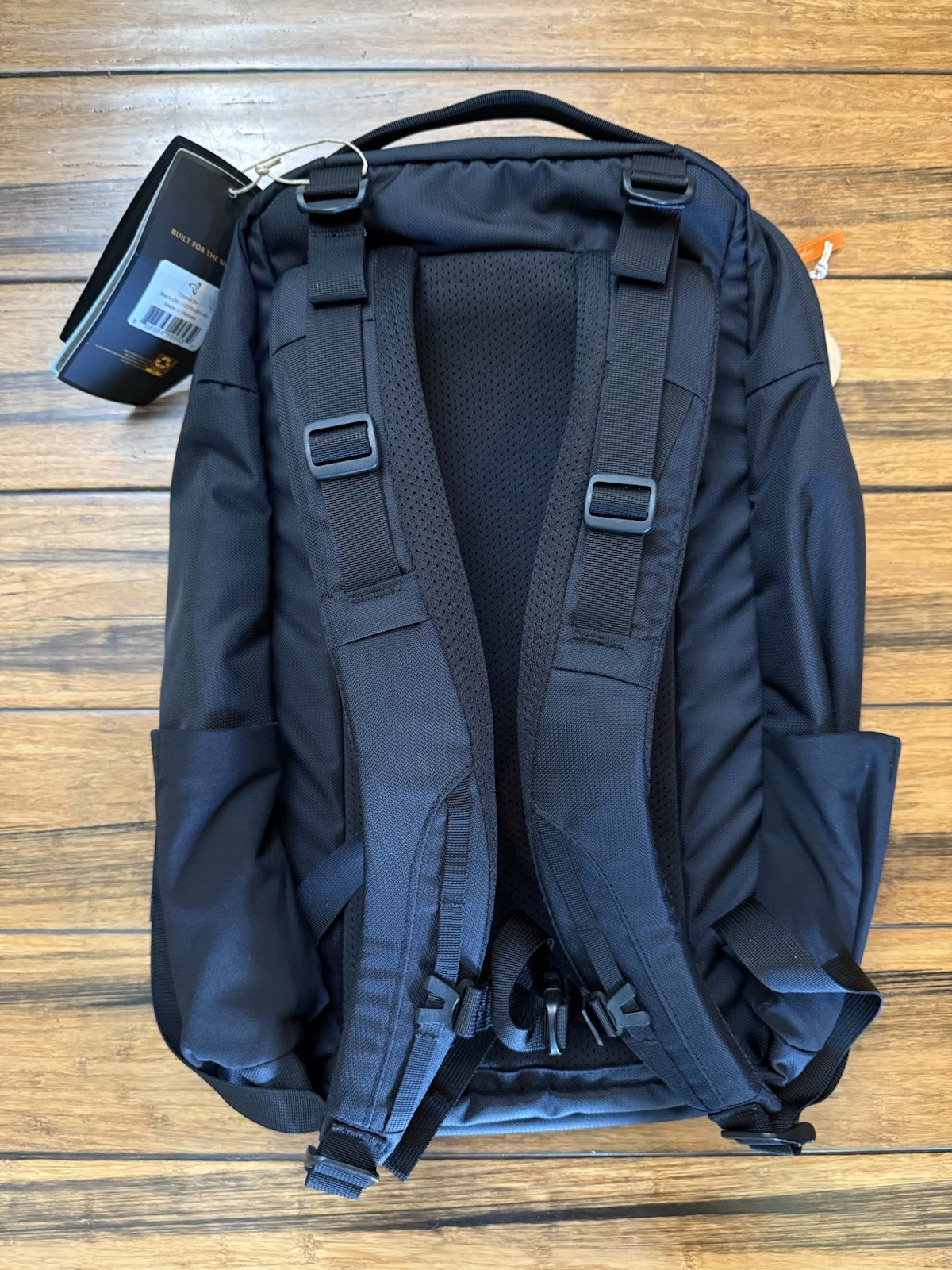 NEW – Mystery Ranch District 24 Backpack 24L Rucksack/Daypack, Black