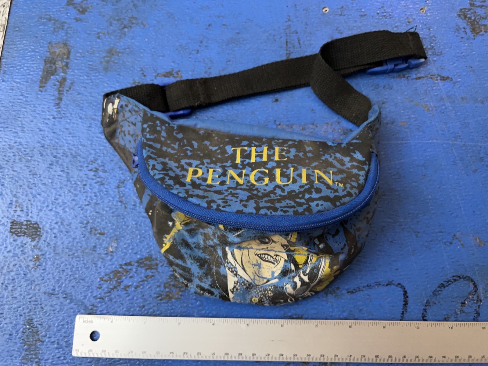 Rare Vintage 1991 Batman Returns Belt Bag Fanny Pack The Penguin DC Comics
