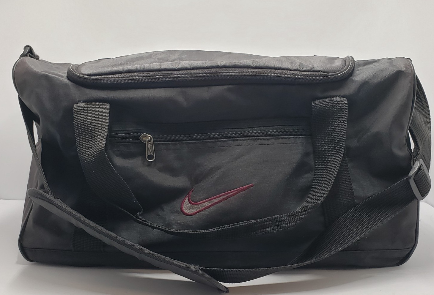 Vintage Nike Duffel Bag Black Nylon Gym Sports Swoosh Logo White Tag 90s