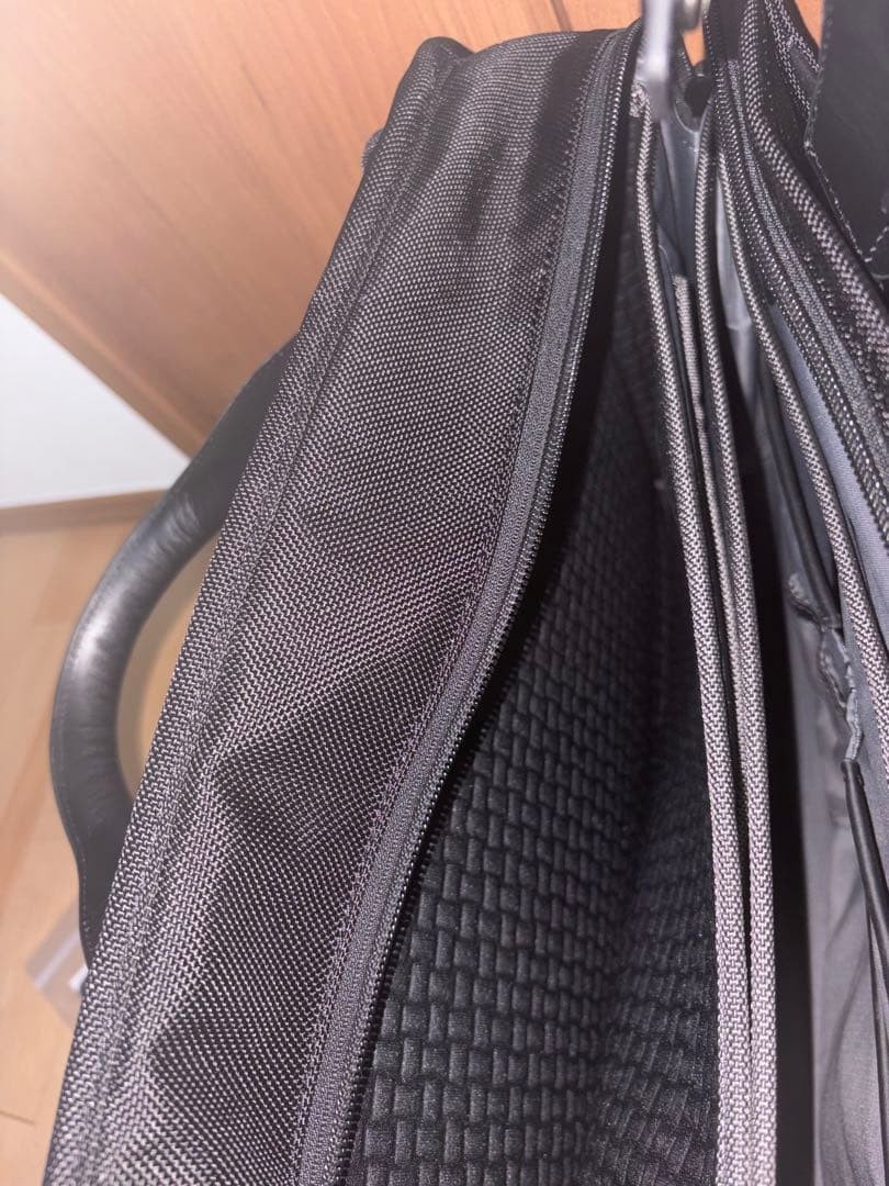 unused TUMI ALPHA3 slim 3WAY brief black