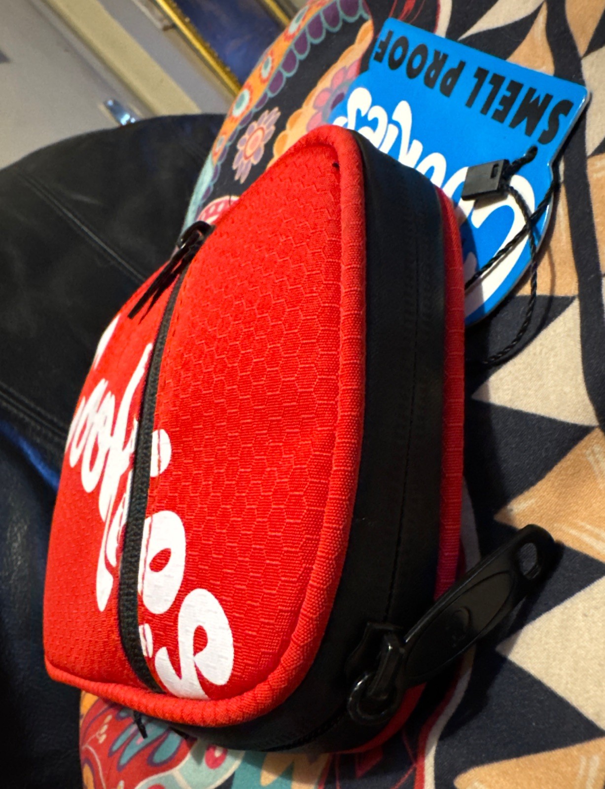 COOKIES – ORIGINAL LOGO HONEYCOMB UTILITY BAG -Approx. 7″ x 5″ x 1″ -SMELL PROOF