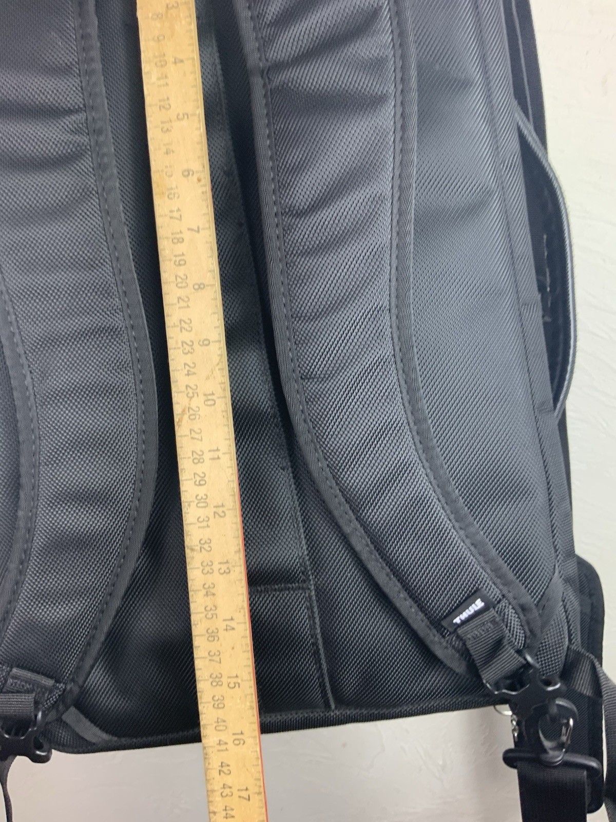 Thule Convertible Laptop Bag Briefcase Backpack Black Business
