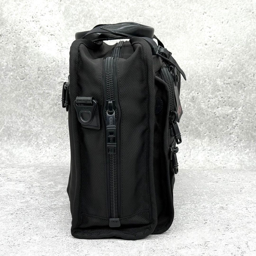 TUMI Alpha Briefcase Business Bag Black 2WAY