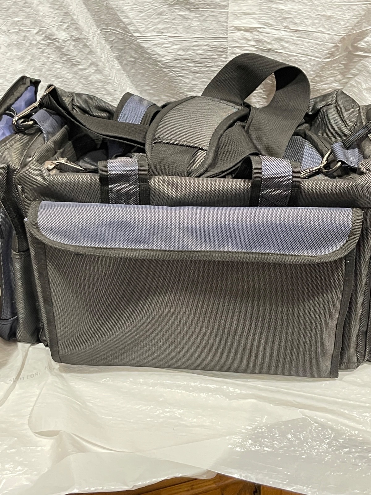 Sporty’s Flightgear Original Flight Bag. Ballistic Black/Navy. Excellent
