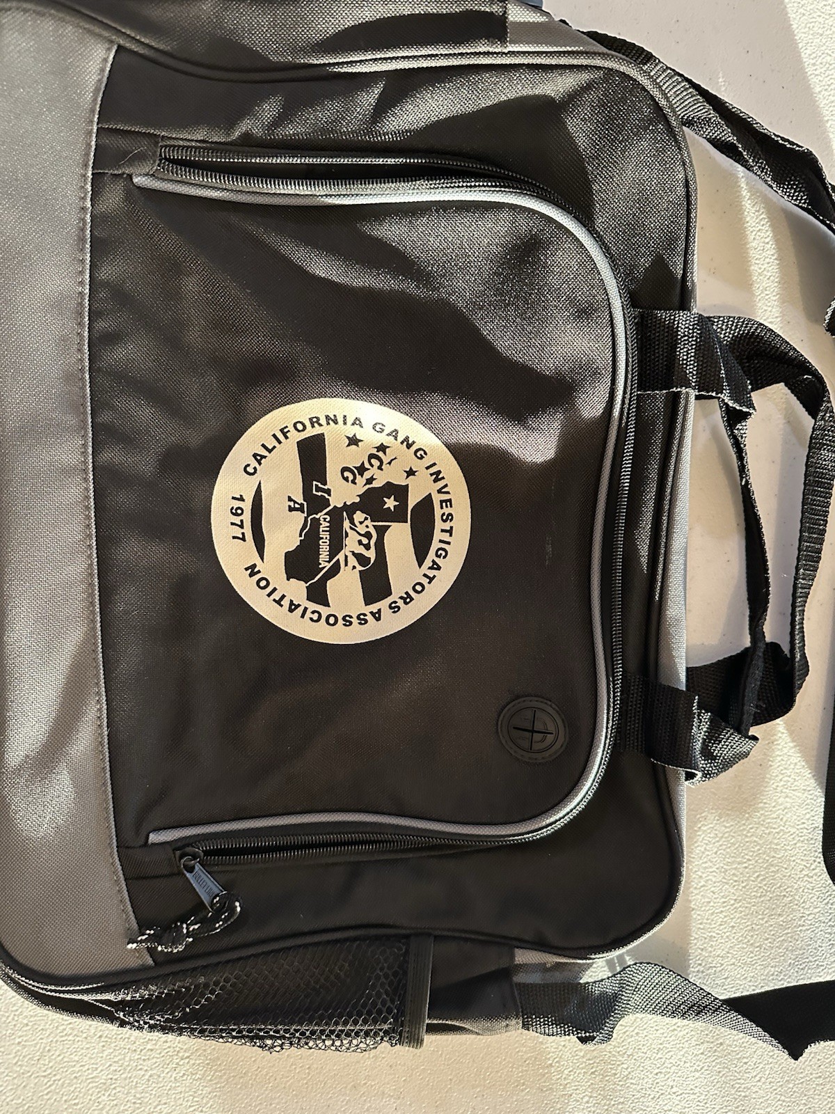 California Gang Inv Associate Messenger Bag Black Leeds Carryon Laptop Bag