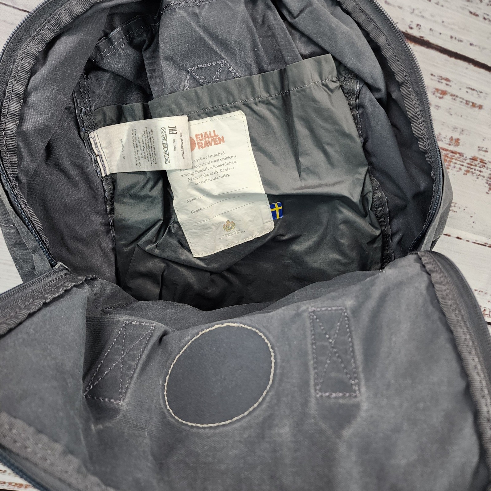 Fjallraven Kanken Classic Backpack Graphite Gray 16L Shoulder Pads Daypack