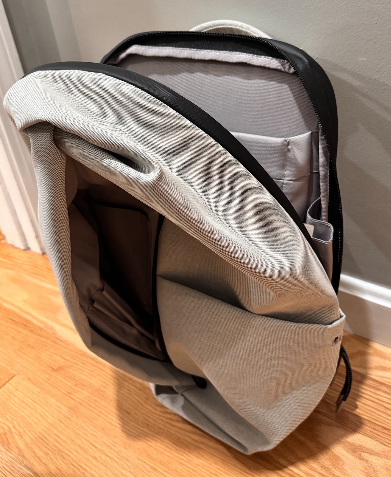 COTE & CIEL Sormonne Backpack Light Grey with Storage Bag
