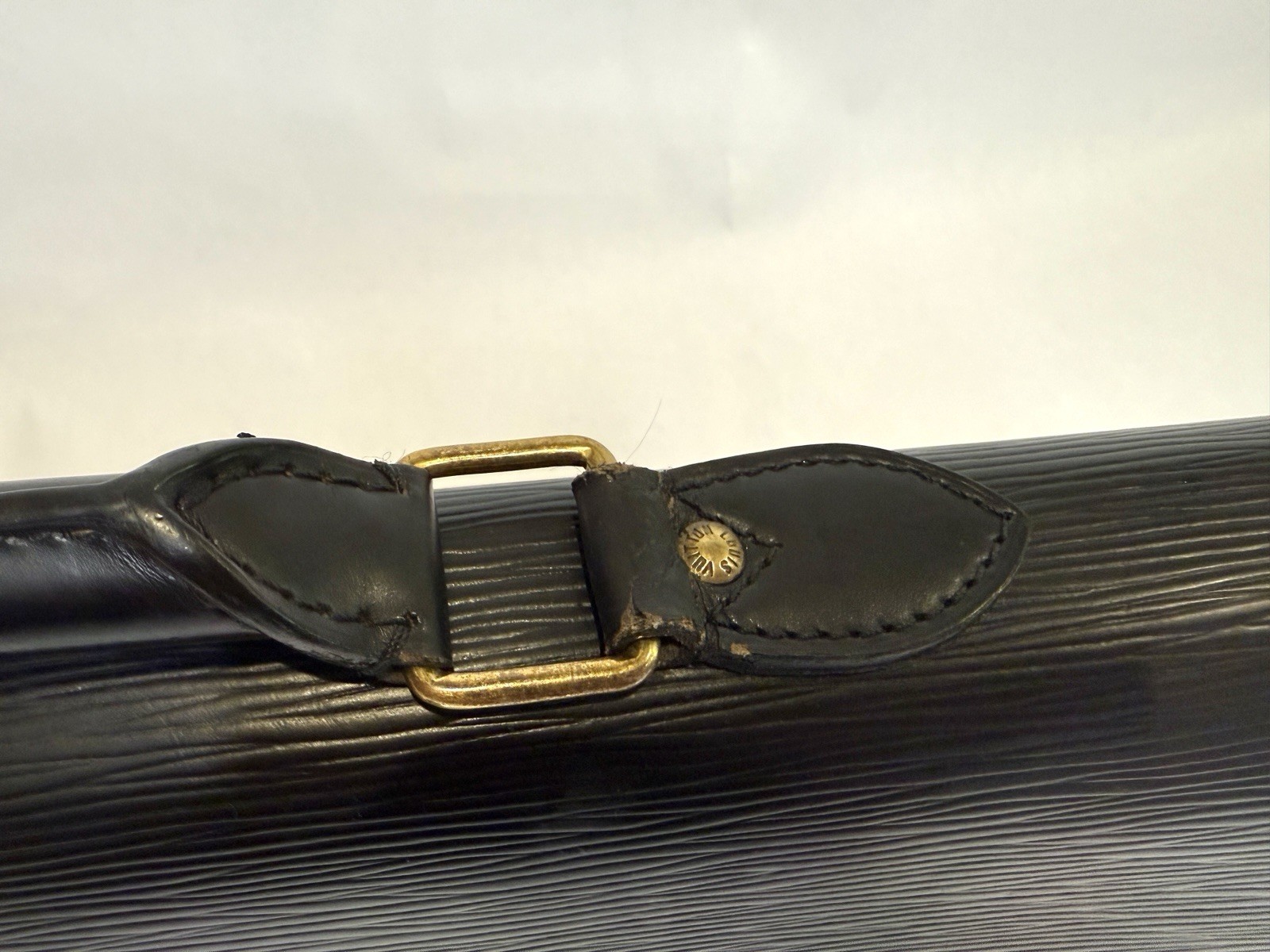 Louis Vuitton Black Men’s Briefcase Gold Hardware Push Lock