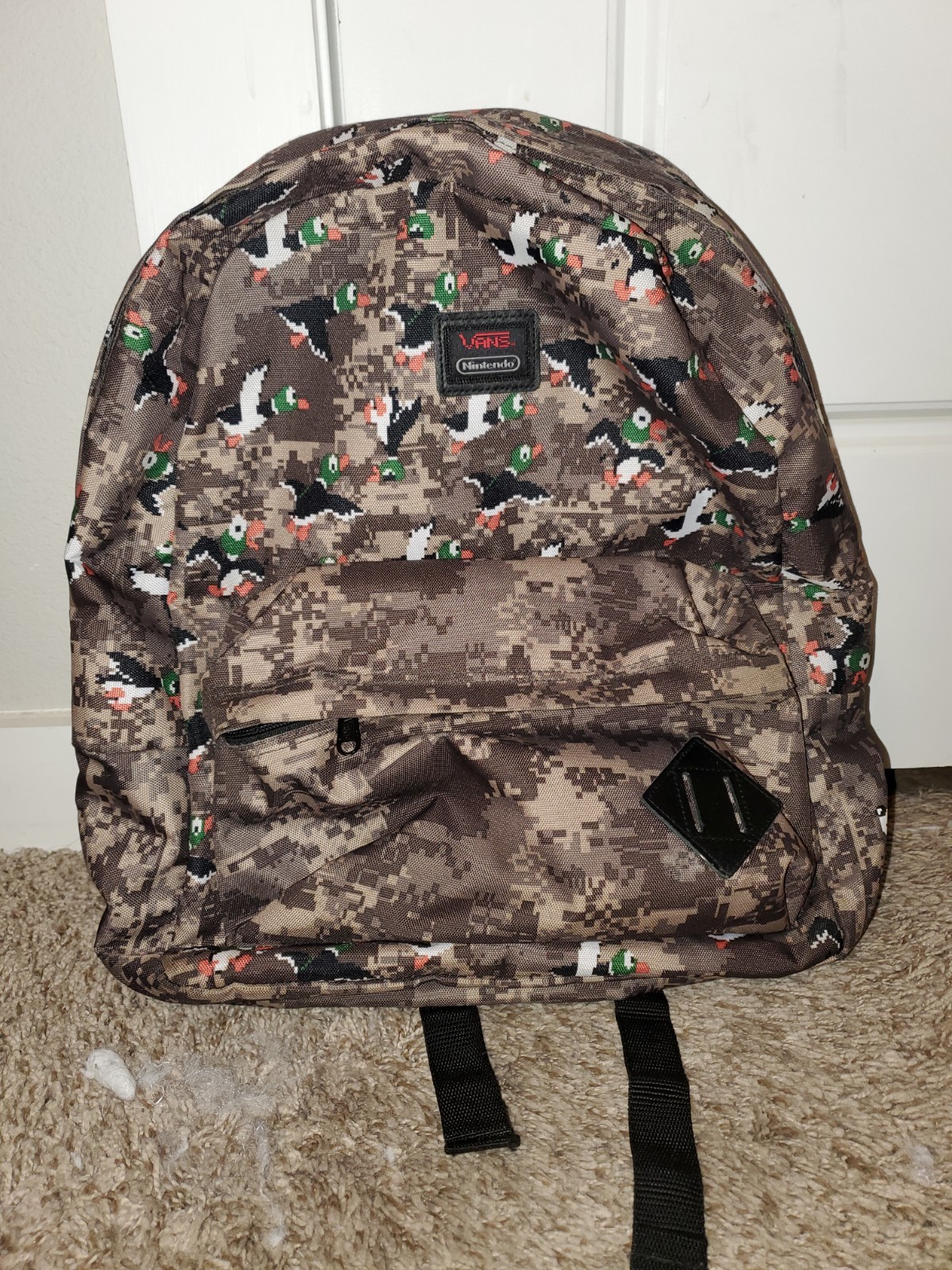 Vans X Nintendo Men’s old Skool II Duck Hunt Camo Backpack Bag