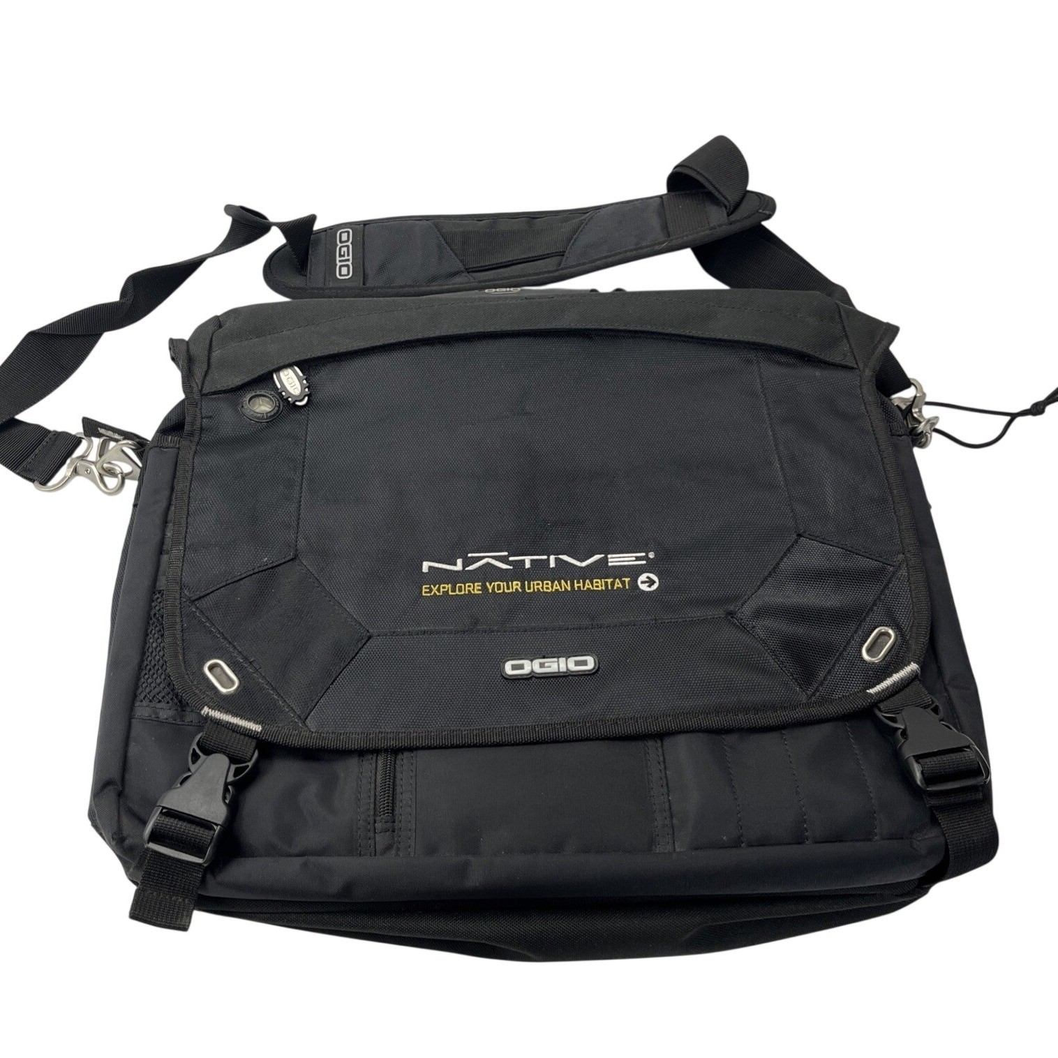 OGIO Native Messenger Bag Mens OS Black Excellent Urban Commuter Laptop Bag