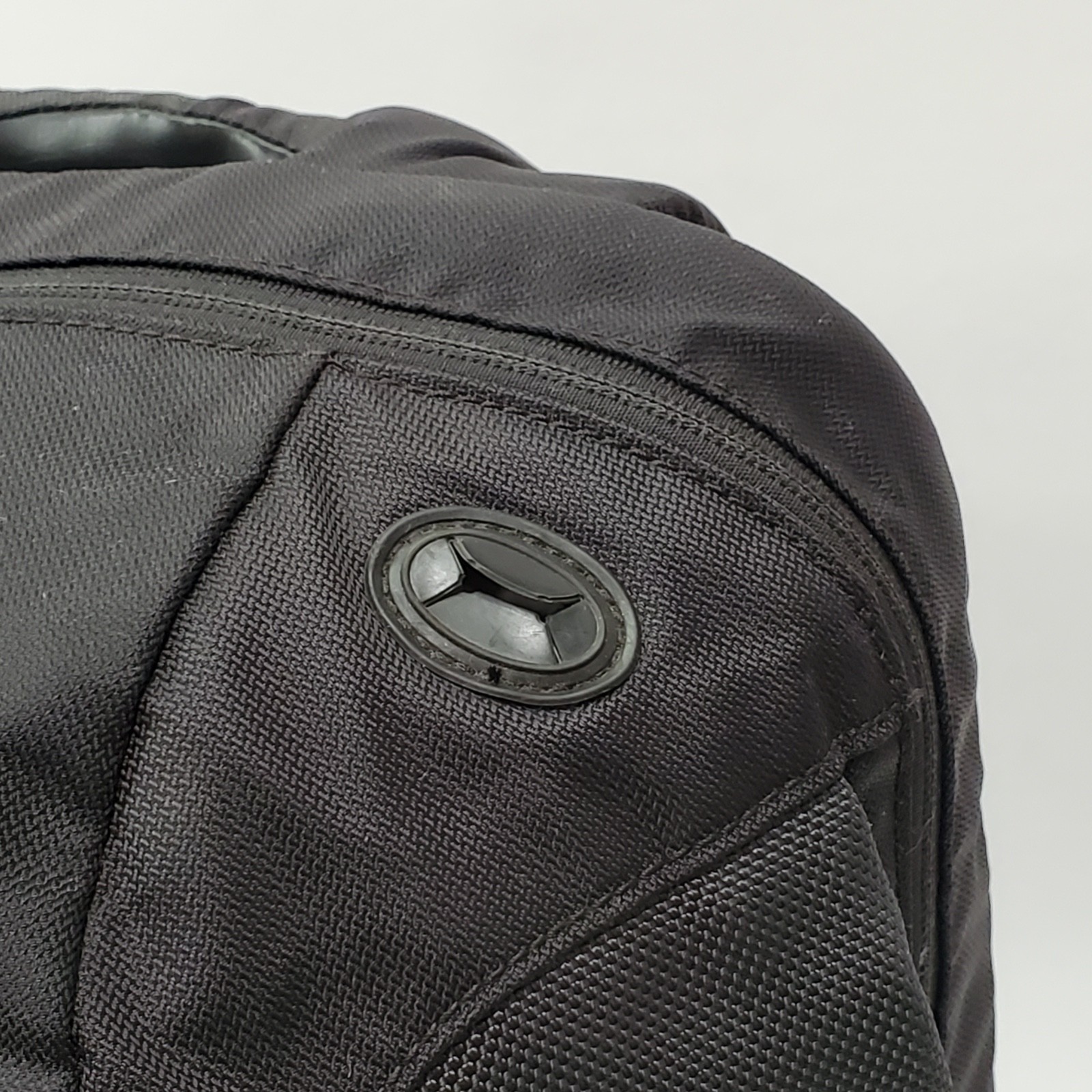 Tumi T-Tech Flow Laptop Backpack Model TU-5105-D Ballistic Nylon Padded Dedicate
